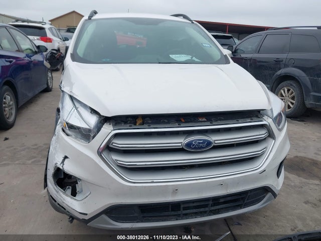 2018 FORD ESCAPE SE VIN: 1FMCU0GD6JUD36512