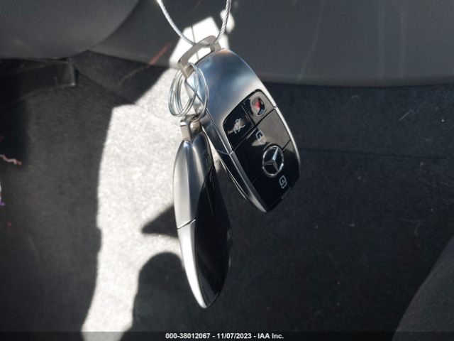 W1KZF8DBXPB100983 Mercedes-Benz E 350