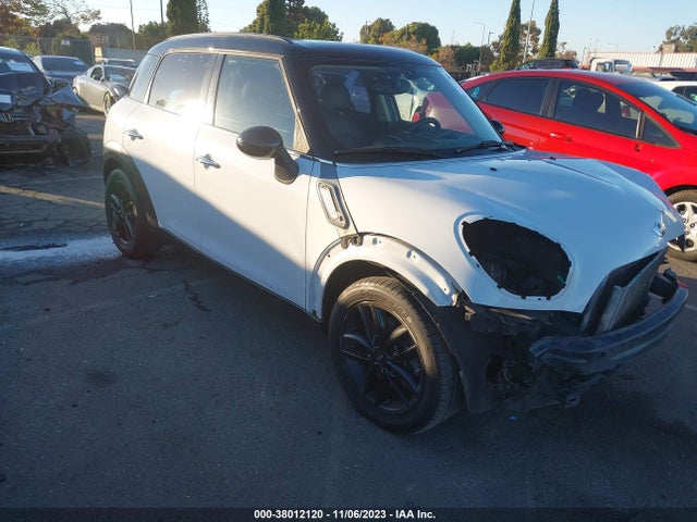 2014 MINI COUNTRYMAN WMWZC3C53EWP25004 Photo 0