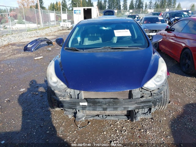 2014 HYUNDAI ELANTRA LIMITED VIN: 5NPDH4AE7EH488014
