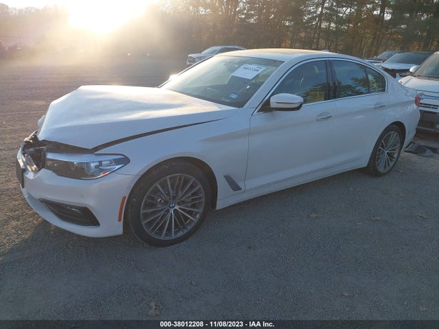 BMW 530I 2018 WBAJA5C59JWA39223 Image 2