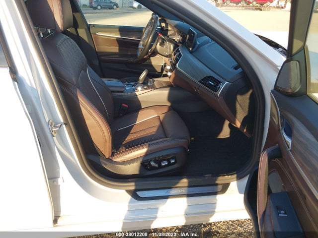 BMW 530I 2018 WBAJA5C59JWA39223 Image 5