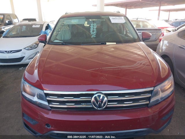 2018 VOLKSWAGEN TIGUAN 2.0T S VIN: 3VV1B7AX8JM031256