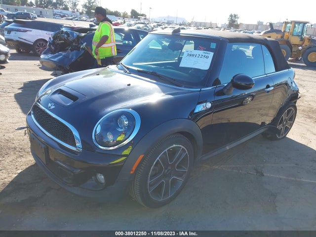 2011 MINI COOPER S WMWZP3C55BT296076 Photo 1