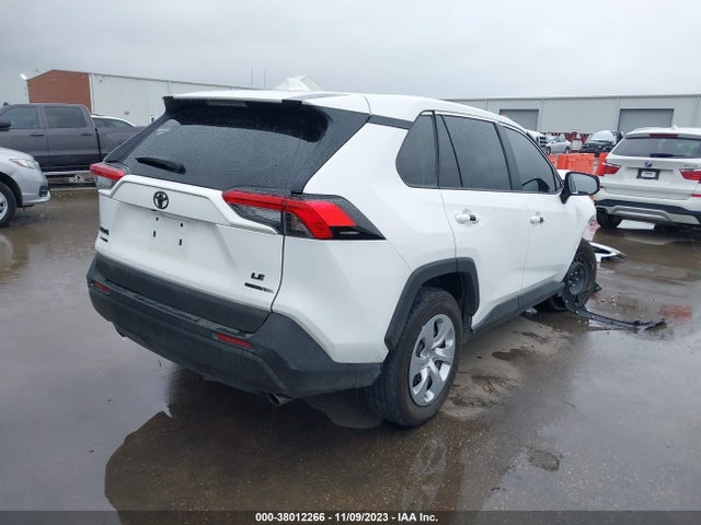 Toyota RAV4 LE 2022 2T3H1RFV5NW200382 Image 4