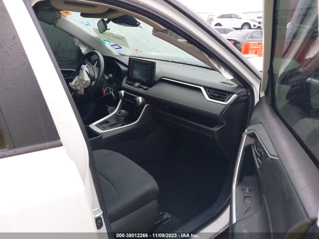 Toyota RAV4 LE 2022 2T3H1RFV5NW200382 Image 5
