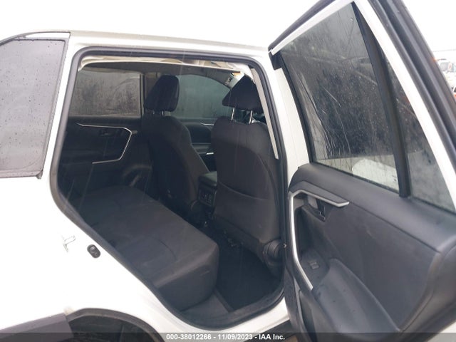 Toyota RAV4 LE 2022 2T3H1RFV5NW200382 Image 8