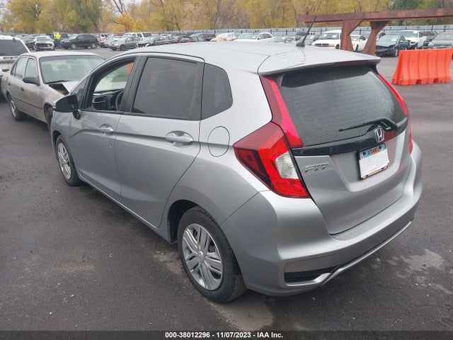 2018 HONDA FIT LX VIN: 3HGGK5G40JM702222