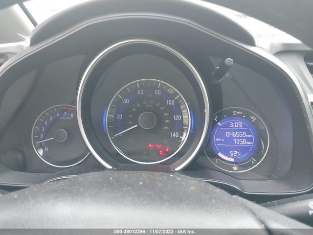 2018 HONDA FIT LX VIN: 3HGGK5G40JM702222