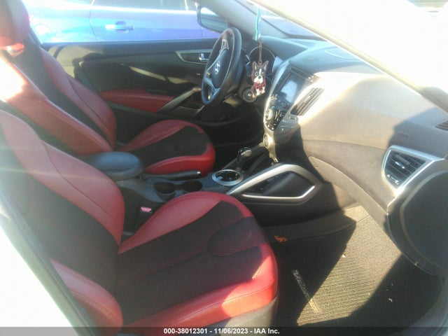 2012 HYUNDAI VELOSTER BASE W/RED/BLACK VIN: KMHTC6AD7CU028167