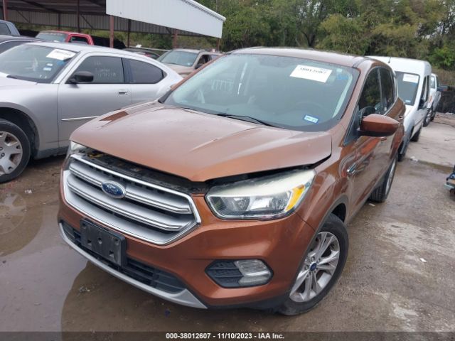 1FMCU0GDXHUA31914 Ford ESCAPE SE