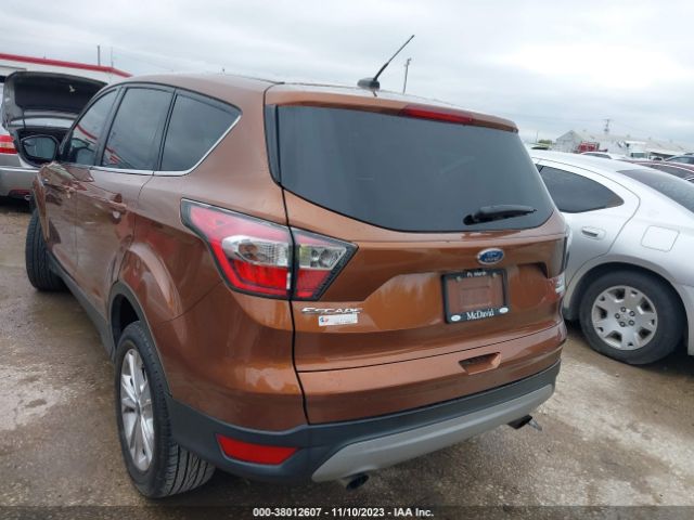 1FMCU0GDXHUA31914 Ford ESCAPE SE