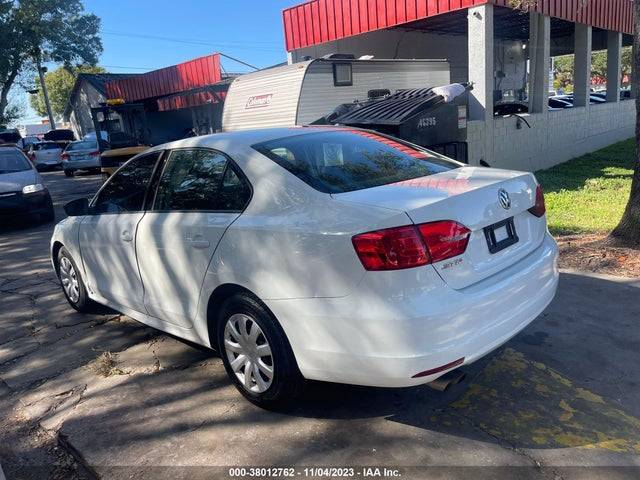 3VW2K7AJ2EM292125 Volkswagen JETTA
