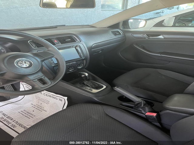 3VW2K7AJ2EM292125 Volkswagen JETTA