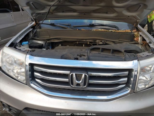 5FNYF4H29FB021941 Honda PILOT LX