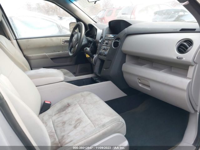 5FNYF4H29FB021941 Honda PILOT LX