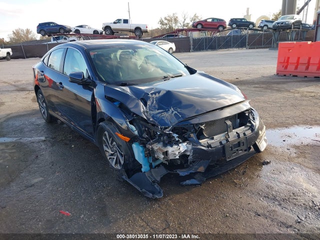 2017 19XFC2F70HE217407 main image