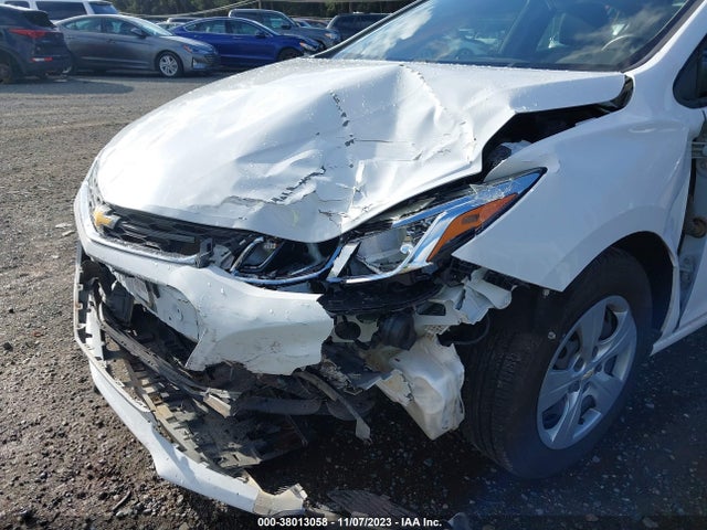 Chevrolet Cruze Ls Auto 2018 1G1BC5SM9J7243238 Image 6