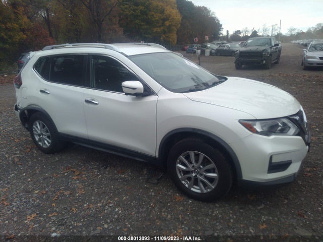 2018 NISSAN ROGUE SV VIN: KNMAT2MV2JP549897