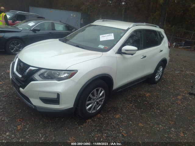 2018 NISSAN ROGUE SV VIN: KNMAT2MV2JP549897