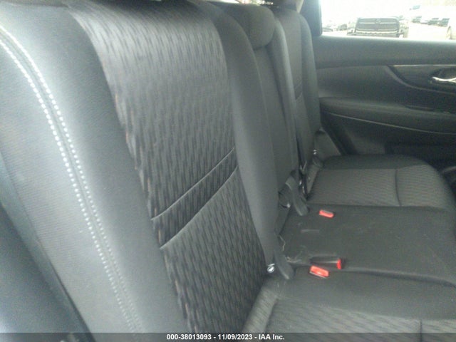 2018 NISSAN ROGUE SV VIN: KNMAT2MV2JP549897