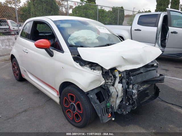2015 FIAT 500E 3C3CFFGE3FT732610 Photo 0