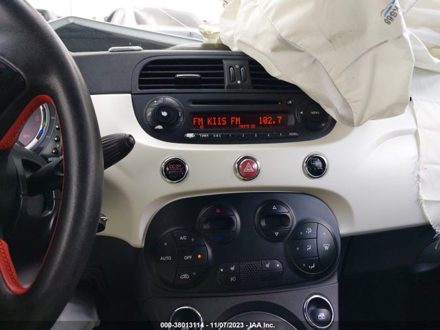 Fiat 500E BATTERY ELECTRIC 2015 3C3CFFGE3FT732610 Image 18