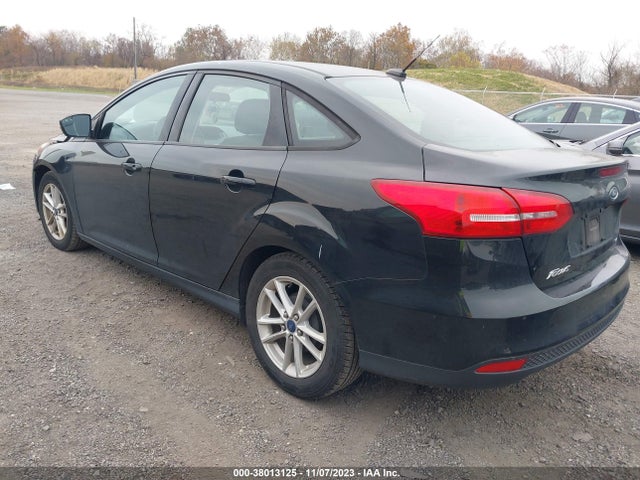 2015 FORD FOCUS SE VIN: 1FADP3F28FL201455
