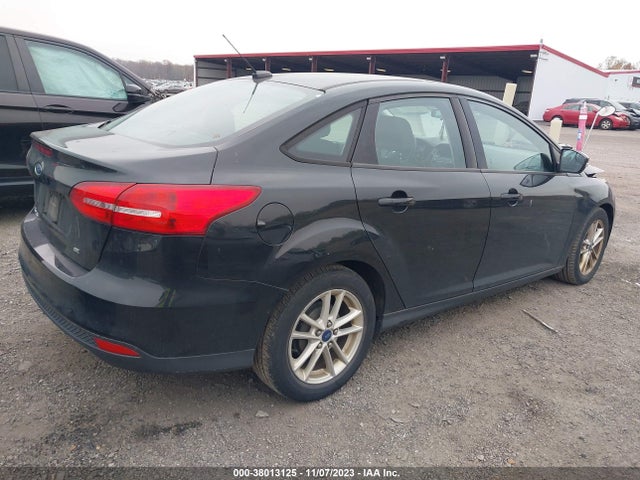 2015 FORD FOCUS SE VIN: 1FADP3F28FL201455