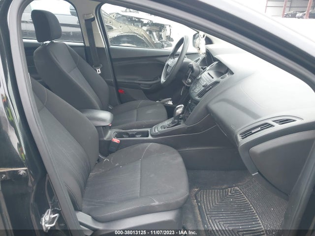 2015 FORD FOCUS SE VIN: 1FADP3F28FL201455