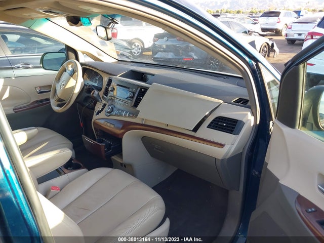 2011 TOYOTA SIENNA XLE V6 VIN: 5TDYK3DC1BS027145