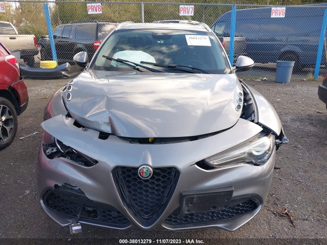 ZASFAKBN5J7B86310 Alfa Romeo Stelvio Ti Awd