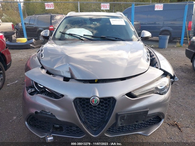 ZASFAKBN5J7B86310 Alfa Romeo Stelvio Ti Awd