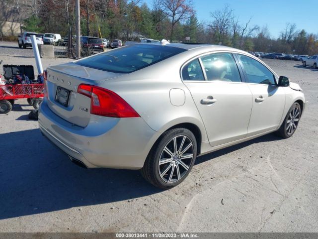 LYV402TM4JB163167 Volvo S60 Inscription T5 Platinum