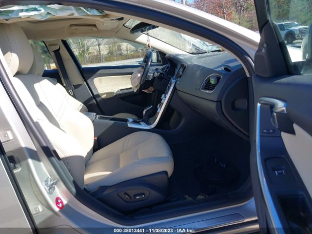 LYV402TM4JB163167 Volvo S60 Inscription T5 Platinum