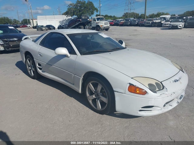 1995 MITSUBISHI 3000 GT VIN: JA3AM84J8SY028061