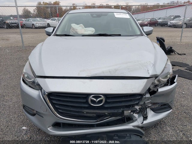 3MZBN1V39JM255163 Mazda Mazda3 Touring
