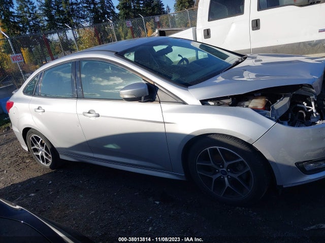 2016 FORD FOCUS SE VIN: 1FADP3F28GL374586
