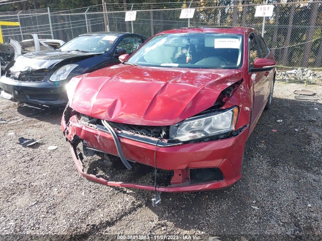 1VWBT7A30GC032907 Volkswagen Passat 1.8t Se