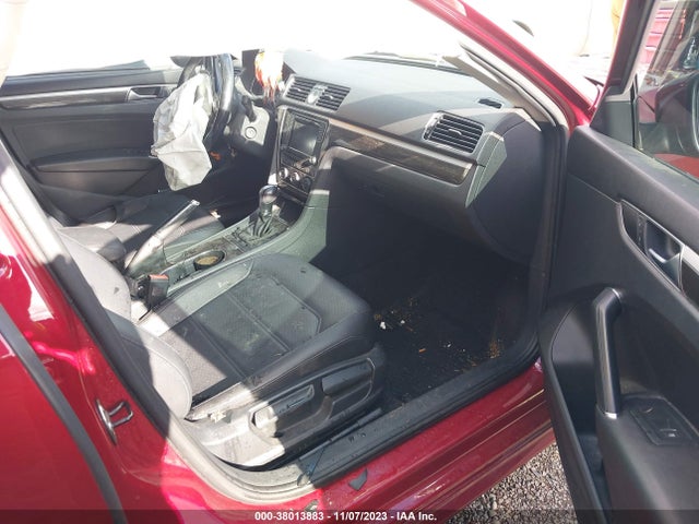 1VWBT7A30GC032907 Volkswagen Passat 1.8t Se