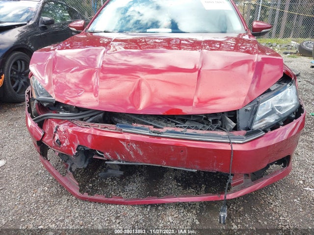 1VWBT7A30GC032907 Volkswagen Passat 1.8t Se