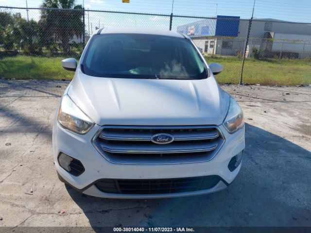 1FMCU0GD7HUB03569 Ford ESCAPE SE