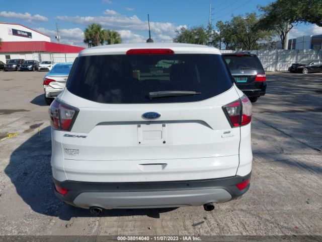 1FMCU0GD7HUB03569 Ford ESCAPE SE