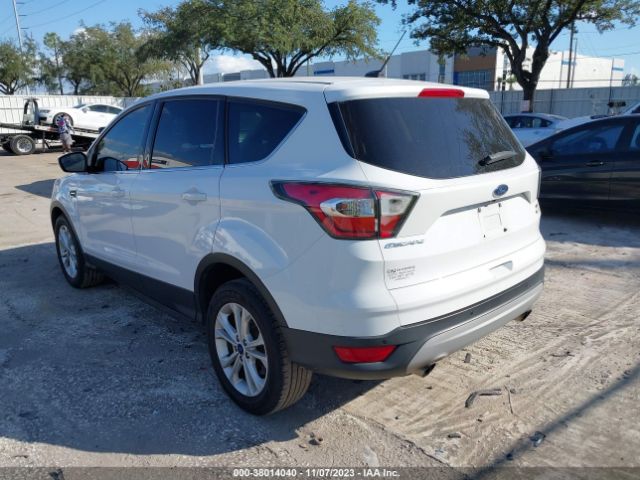 1FMCU0GD7HUB03569 Ford ESCAPE SE