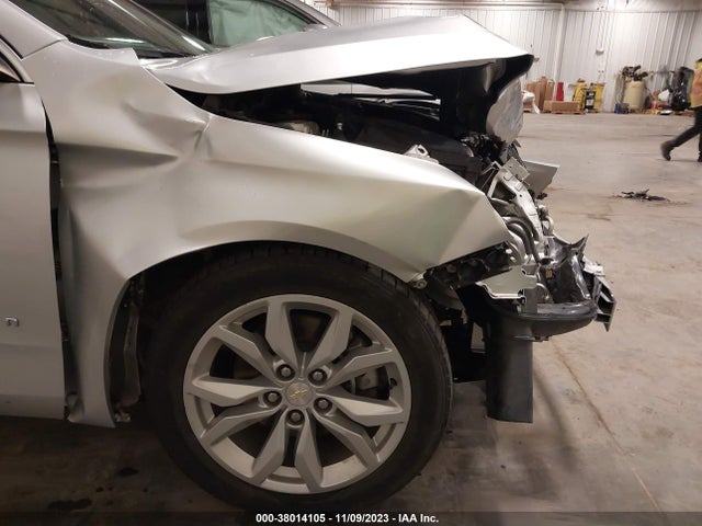 Chevrolet IMPALA 1LT 2017 2G1105SA6H9170767 Image 6