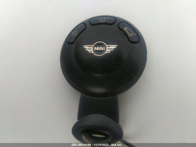 2009 MINI COOPER S WMWMF735X9TW86217 Photo 10