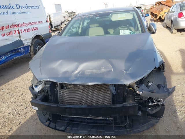 Hyundai ELANTRA SEL 2018 5NPD84LFXJH246270 Image 12