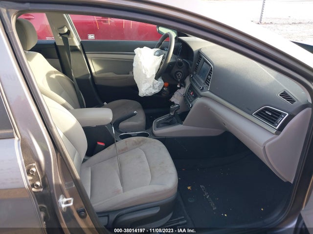 Hyundai ELANTRA SEL 2018 5NPD84LFXJH246270 Image 5