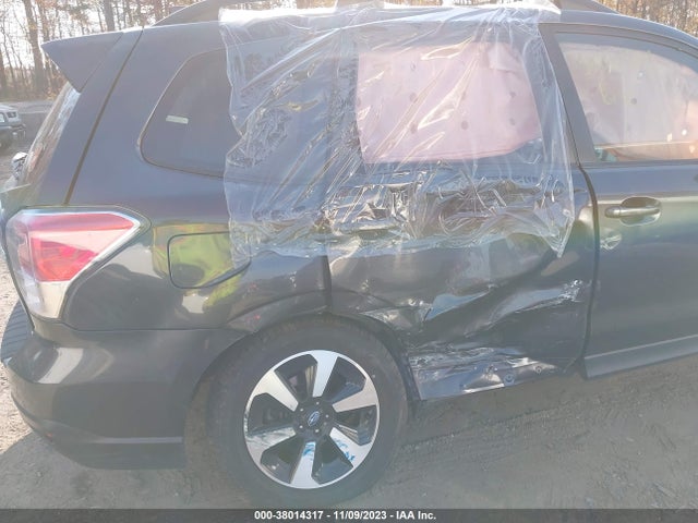 Subaru Forester 2.5i Premium 2017 JF2SJAEC7HH454162 Image 5