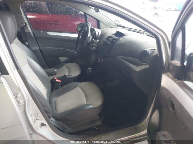 Chevrolet Spark 2lt Auto 2014 KL8CF6S98EC427872 Image 5